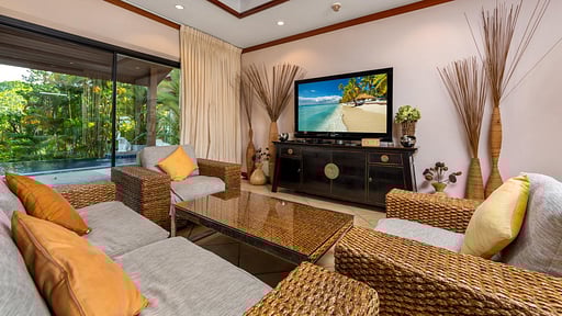 Villa Toba Living room