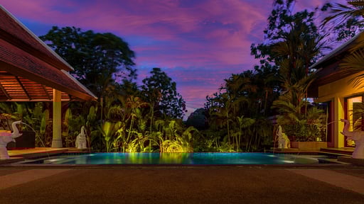Villa Toba Swimming pool