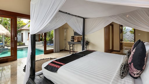 Villa Toba Bedroom 1