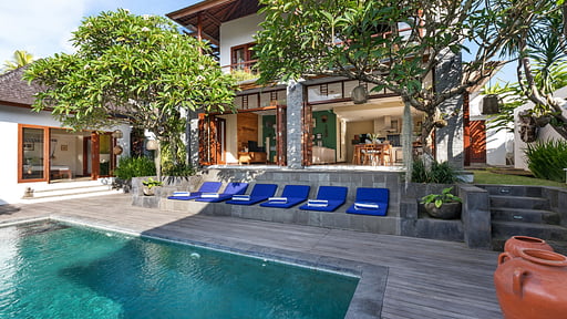 Villa Toba Swimming pool
