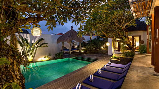 Villa Toba Swimming pool