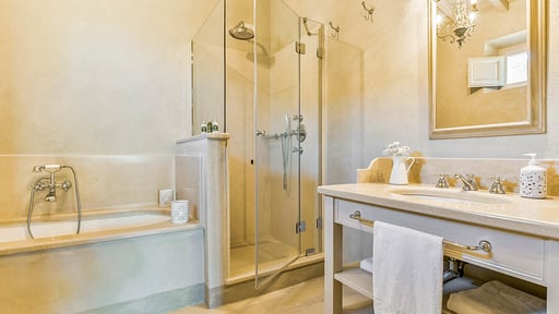 Villa Tolomei Schlafzimmer 6