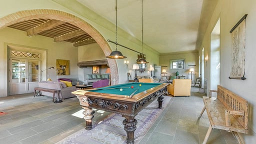 Villa Tolomei Billard