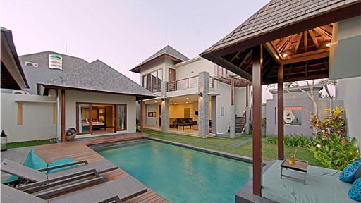 Villa Tomok Swimming pool