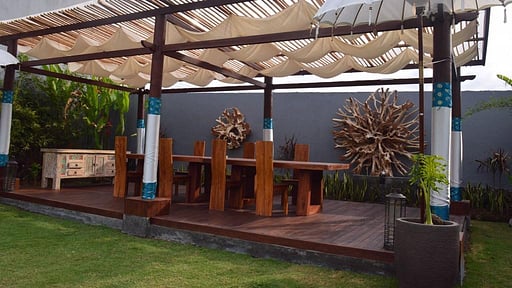 Villa Tomok Others