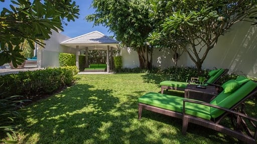 Villa Tongsai Grove Jardin