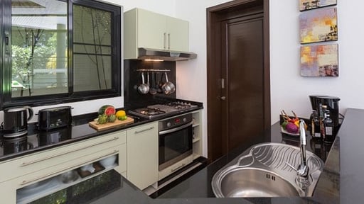 Villa Tongsai Grove Cuisine