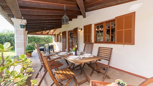 Villa Ca Na Tonina Обеденная зона