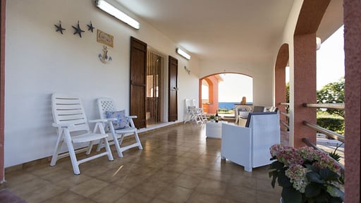 Villa Tonnare Terrace/Veranda 2