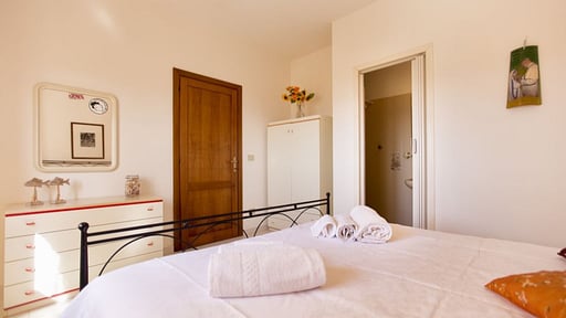 Villa Tonnare Bedroom 1