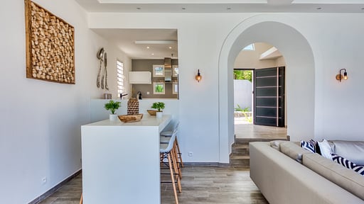 Villa Topaze Dining area