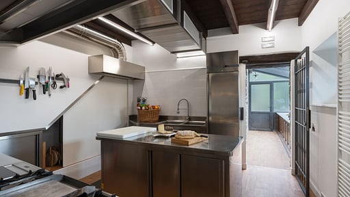 Villa Torre Delle Rose Kitchen 2