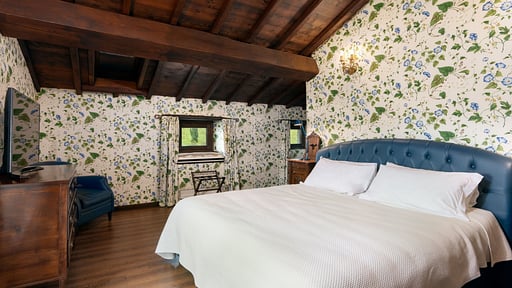 Villa Torre Delle Rose Bedroom 1