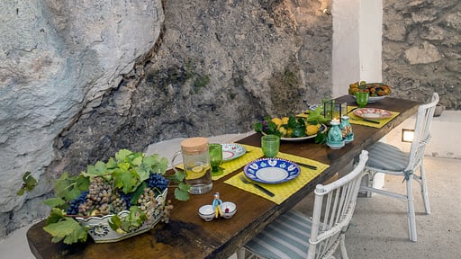 Villa Torrette Zona pranzo