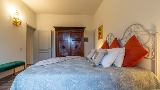 Villa Torrita Bedroom 1