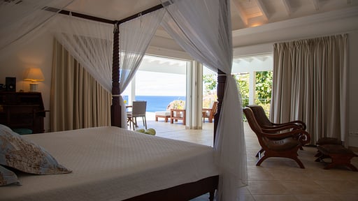 Villa Tortue Bedroom 1