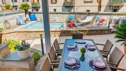 Villa Totti Dining area