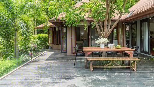 Villa Tree House Zona de comedor