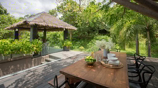 Villa Tree House Zona de comedor