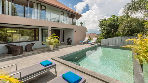 Villa Tree House Piscina