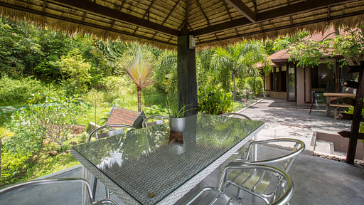 Villa Tree House Zona de comedor