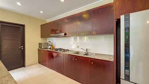 Villa Tresna Kitchen