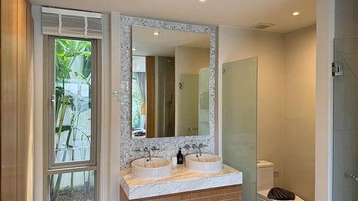 Villa Trichada Tropical Bedroom 1