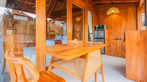 Villa Trimaya Ubud Dining area