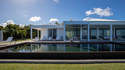 Villa Truffle Swimming pool