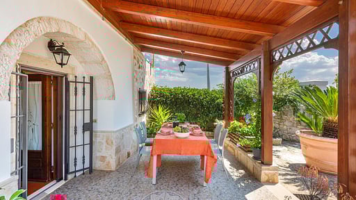 Villa Trulli Natura Terrace/Veranda
