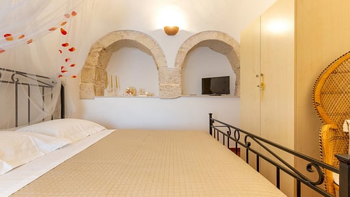 Villa Trulli Natura Bedroom 1