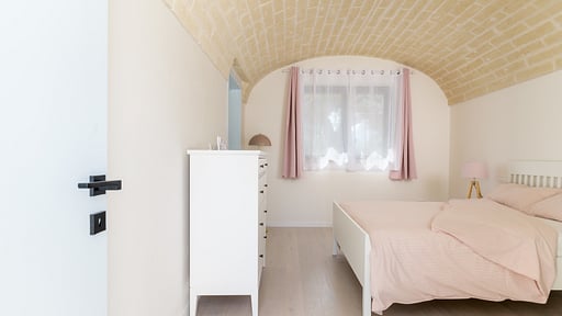 Villa Trullo Cillini Schlafzimmer 1
