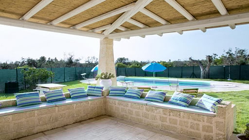 Villa Trullo Indipendente Terrace/Veranda