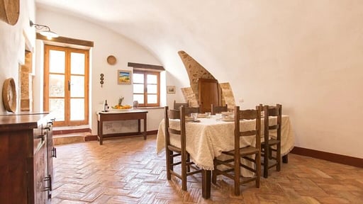 Villa Turchese Dining area
