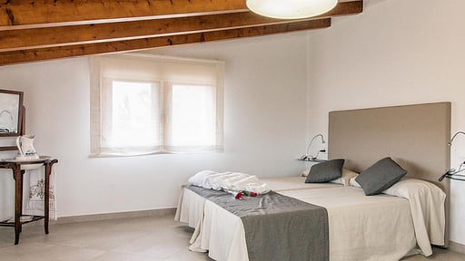 Villa Turis Divina Bedroom 2