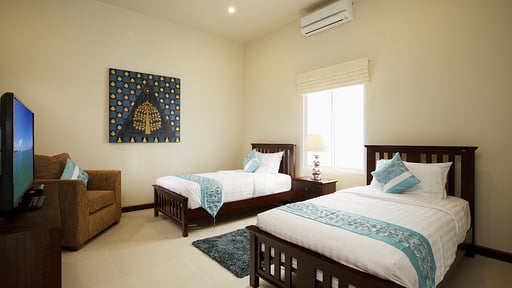 Villa Turquoise View Bedroom 8