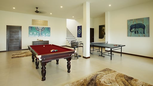Villa Turquoise View Billiard