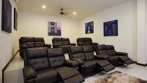 Villa Turquoise View Media room