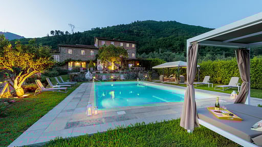 Tuscan Fizz Villa Swimming pool