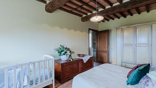 Tuscan Fizz Villa Bedroom 2