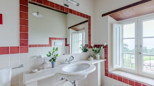 Tuscan Fizz Villa Bedroom 2