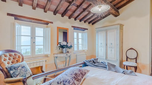 Tuscan Fizz Villa Bedroom 5