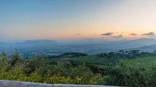 Tuscan Fizz Villa Others