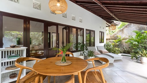 Villa Twist and Shout Dining area