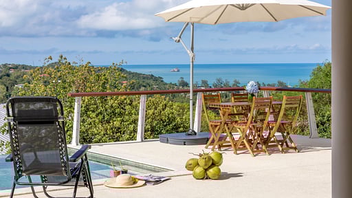 Villa Two Sisters Hill Swimming pool