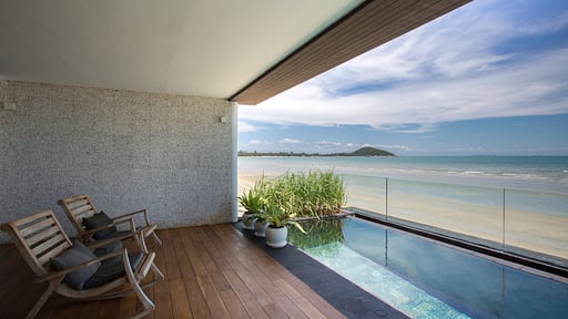 Villa U Swimming pool