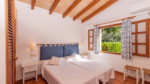 Villa Ullastre Bedroom 2