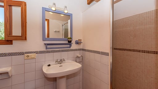 Villa Ullastre Bedroom 1