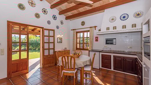 Villa Ullastre Kitchen
