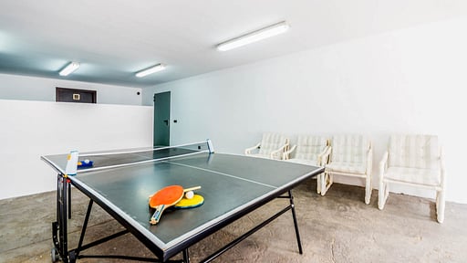 Villa Ultra Deluxe Table tennis